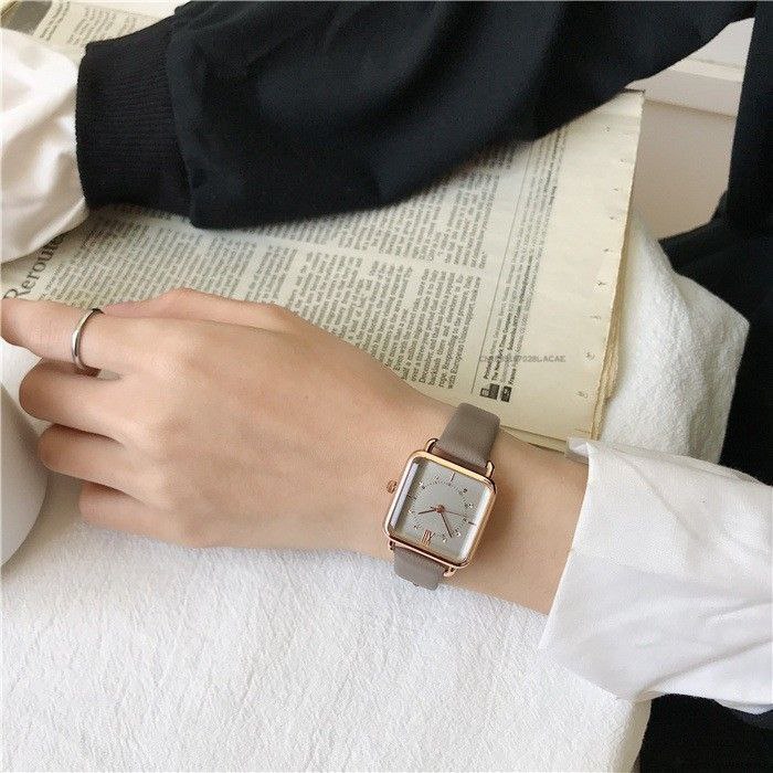 Luxury Square Dial Ladies Watch – Elegant Look with Premium Leather Strap